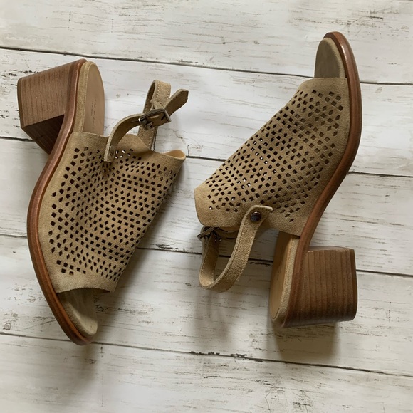 Rag and bone Wyatt heel sandal perforated suede - Picture 6 of 8